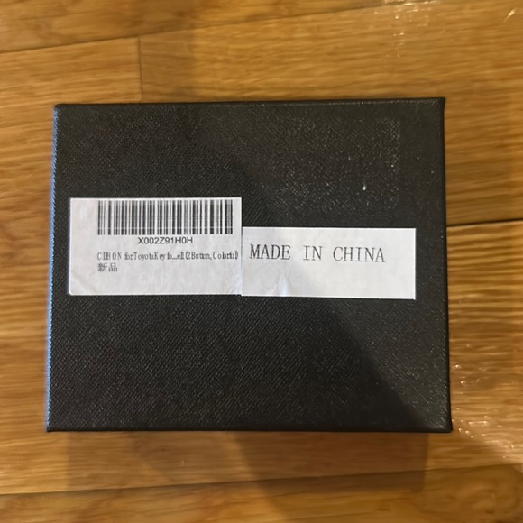 Toyota Key Fob Holder Case in Chrome NEW - Picture 5 of 8